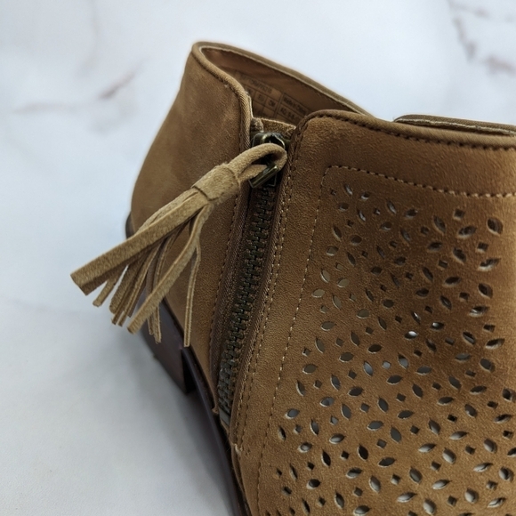 Vionic Bootie Women 6.5 Brown Suede Caramel Daytona Ankle Zip Perforated Tassel - Picture 9 of 12